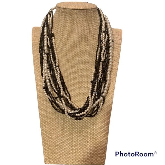 Black and white beaded necklace multi strand NWOT. - Picture 1 of 3